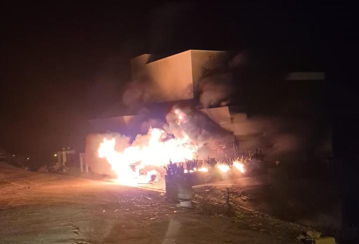 Yangında ev ve otomobil zarar gördü