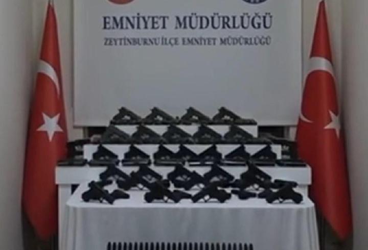 Zeytinburnu’nda silah ticareti yapan şüphelilere operasyon: 3 gözaltı