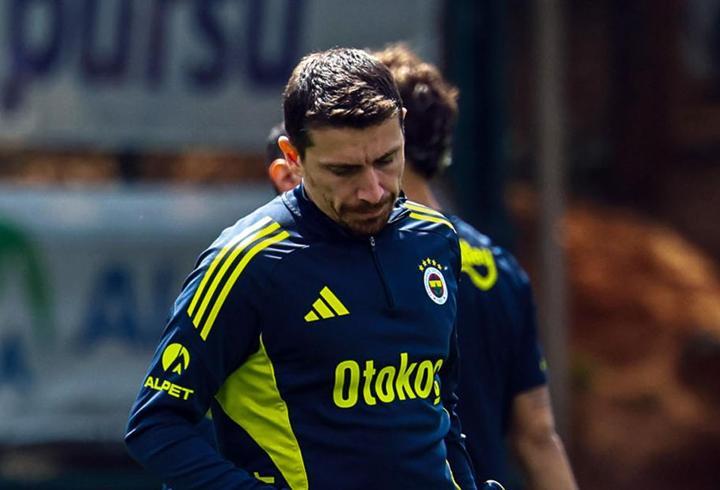 Mert Hakan Yandaş antrenmanlara başladı