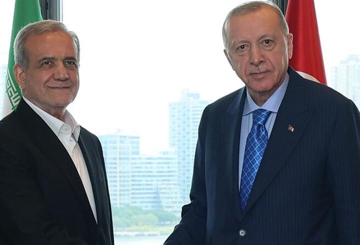 İran Cumhurbaşkanı Pezeşkiyan'dan Türkiye'ye övgü