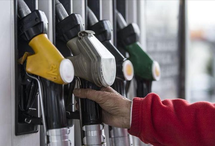 MOTORİNE ZAM 15 NİSAN: Zam sonrası motorin, benzin, LPG ne kadar oldu? İstanbul, Ankara, İzmir akaryakıt fiyatları