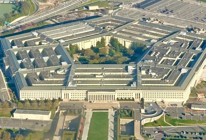 WSJ: Pentagon, mühimmat stokları için otomotiv devleriyle temasa geçti
