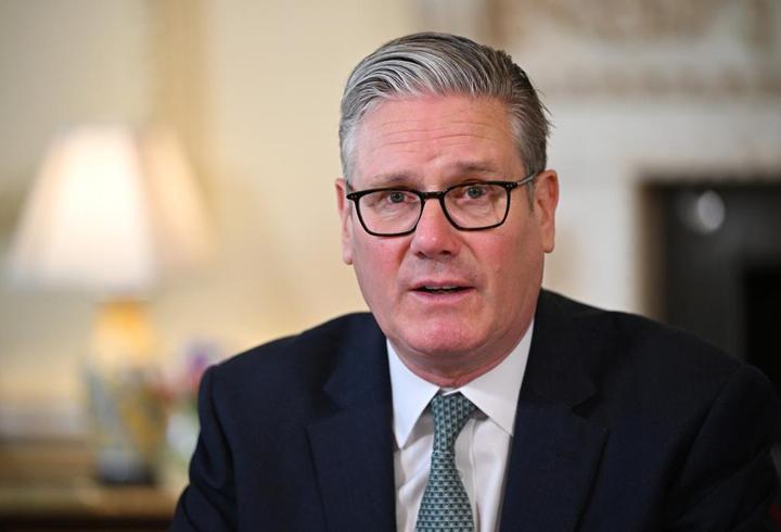 İngiltere Başbakanı Starmer, sanal medya şirketlerine çocuk güvenliği için baskıyı artırıyor