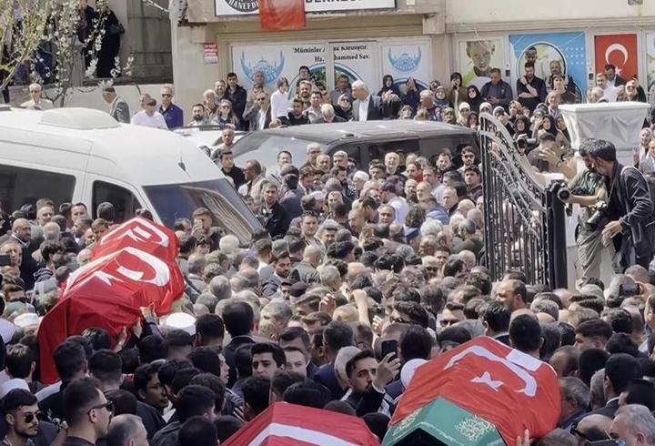 Kahramanmaraş’ta hayatını kaybeden 8 öğrenci ve öğretmenleri sonsuzluğa uğurlandı