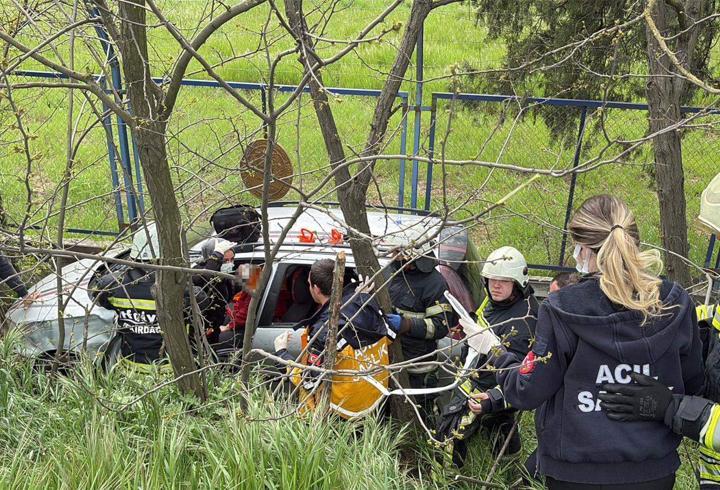 Direksiyonda kalp krizi geçirip, otomobili şarampole düşen sürücü öldü