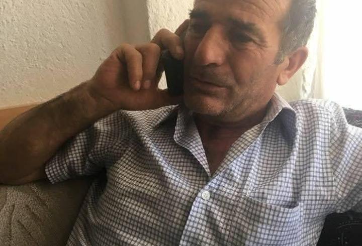 Traktörüne bağlı ilaç makinesini çıkarmak isterken sıkışarak öldü