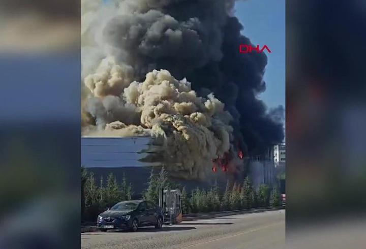 Son dakika: Ankara'da boya fabrikasında büyük yangın