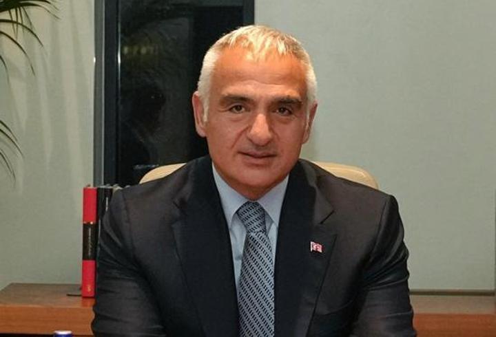 Bakan Ersoy: Yerel değerlerimizi dünya sahnesine taşıyoruz