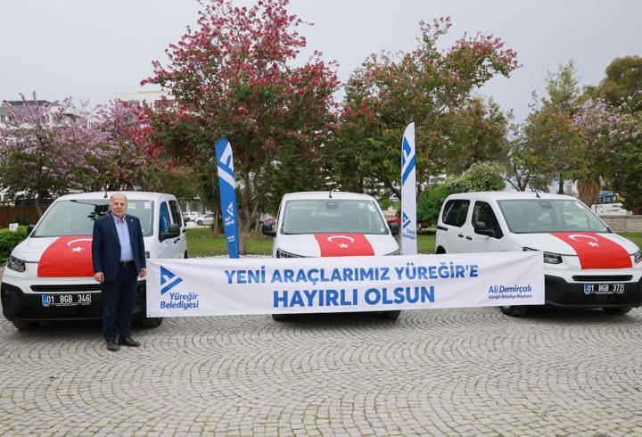 Yüreğir’de filoya 3 yeni araç daha katıldı