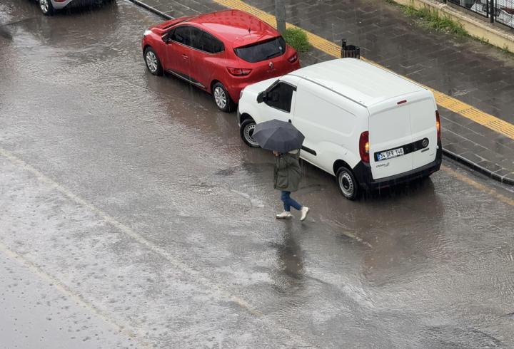 Diyarbakır’da sağanak etkili oldu