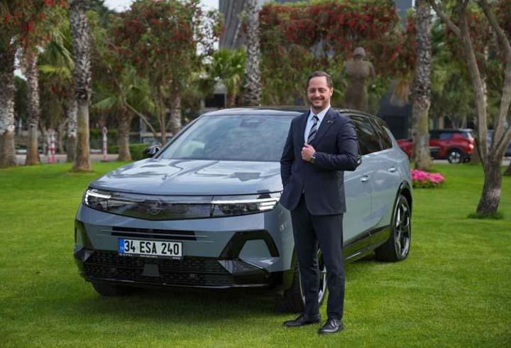 Savaş, otomotivde satış öngörüsünü 100 bin azalttı