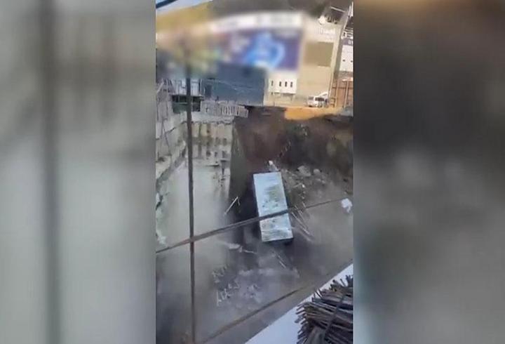 Fenerbahçe Stadyumu'nun yakınında istinat duvarı çöktü