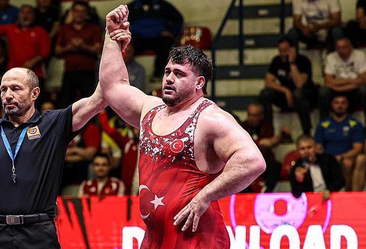 Rıza Kayaalp, Avrupa Güreş Şampiyonası finalinde