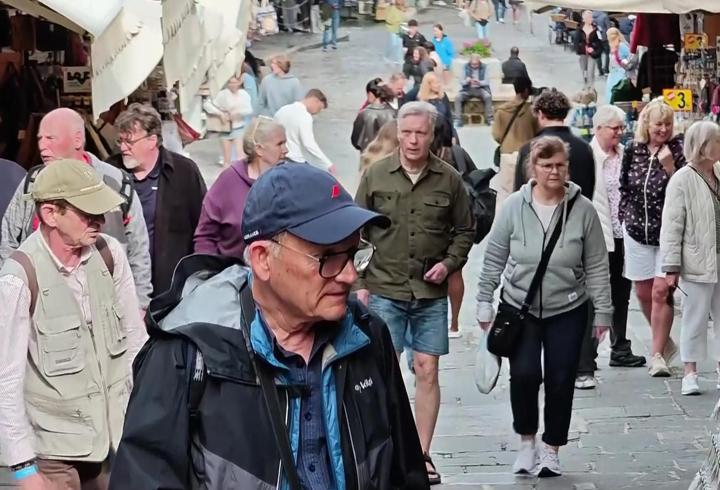 Rodos’ta turizm alarmı: Rezervasyonlar iptal, esnaf zor durumda