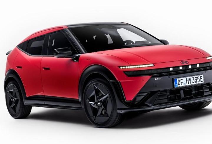 Hyundai, IONIQ 3’ü Milano'da Tanıttı