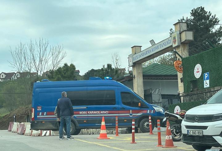 Kocaeli’de jandarmadan operasyon; çok sayıda şüpheli gözaltına alındı