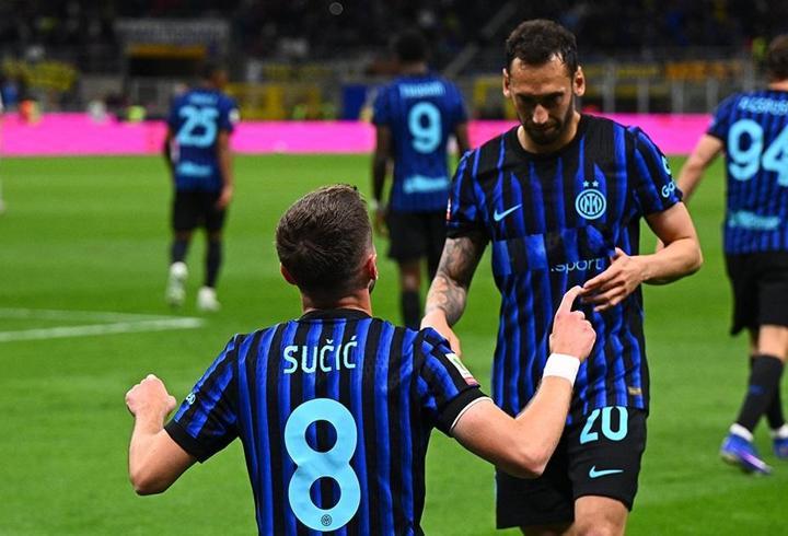 Hakan Çalhanoğlu şov yaptı, Inter finale yükseldi