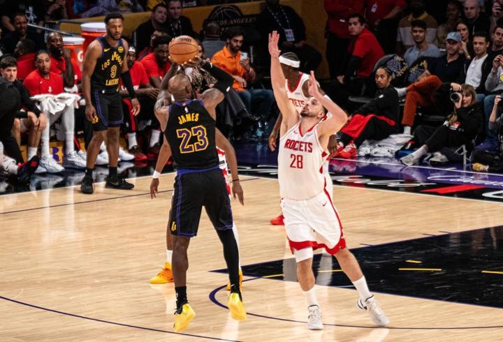 Alperen Şengün'ün performansı yetmedi! Lakers, seride 2-0 öne geçti...
