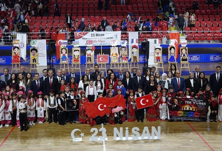 Burdur'da 23 Nisan kutlandı