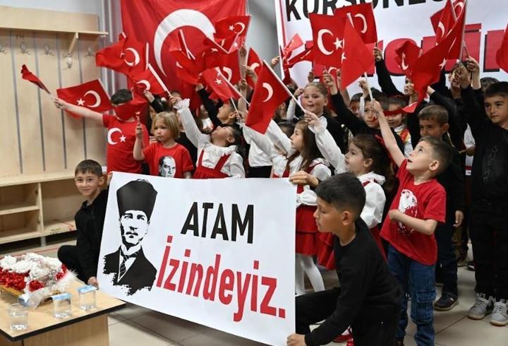 Karacabey’de 23 Nisan coşkusu