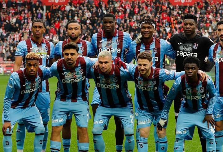 Trabzonspor, Kupa’da yarı finalde! Samsunspor…