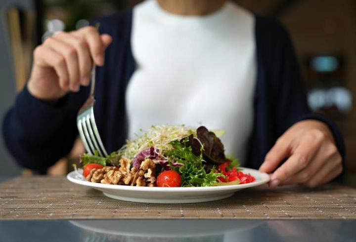 Kardiyoloji uzmanı tavsiye etti: İşte hayatınızı değiştirecek 7 besin