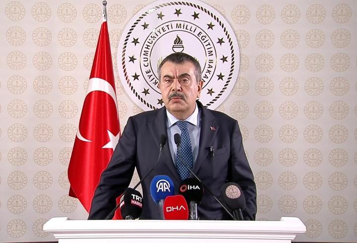 Bakan Yusuf Tekin okullardaki yeni tedbirleri açıklıyor
