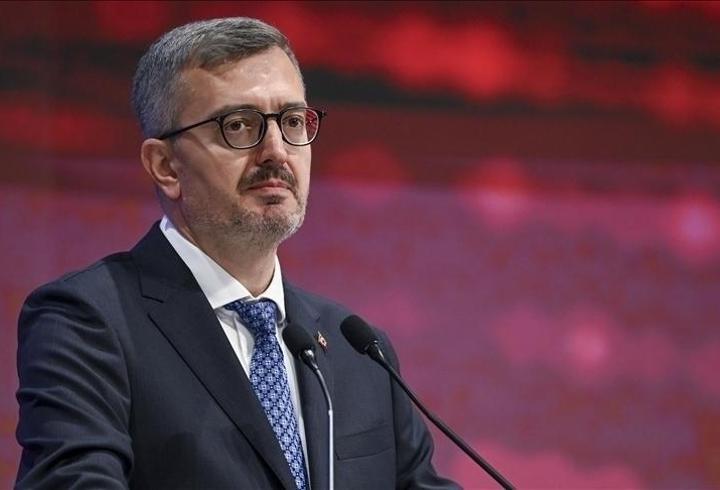 İletişim Başkanı Duran'dan "Ev Sahibi Türkiye" paylaşımı