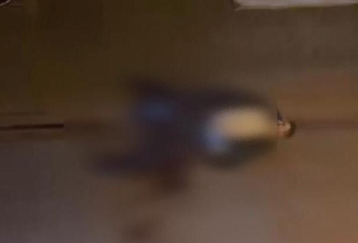 Zeytinburnu'nda sokak ortasında silahla vurulan kişi ağır yaralandı