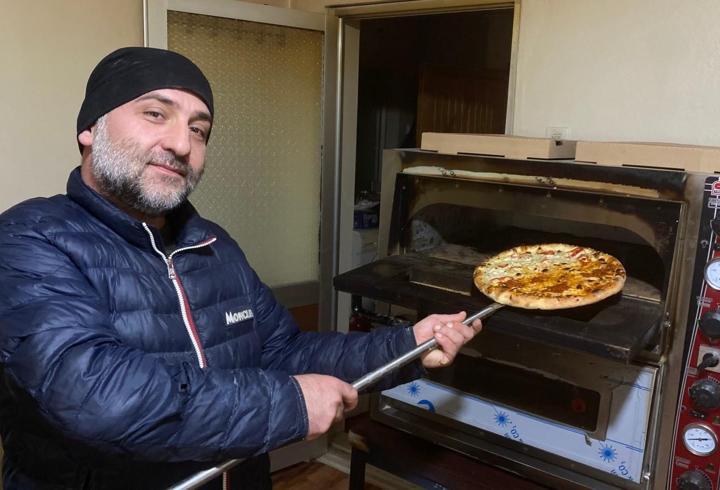 Klavyeyi bıraktı, merdaneyi ele aldı; yazılımcının 'pizzacıya' dönüşümü