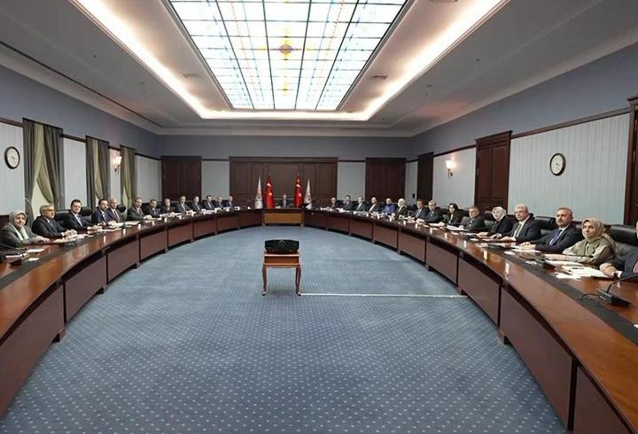 AK Parti’de MYK toplanacak… Gündemdeki başlıklar neler?