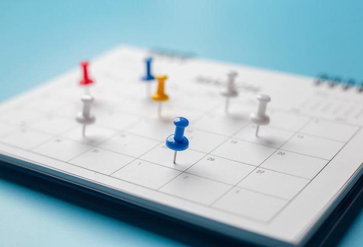 30 NİSAN YARIM GÜN MÜ, TATİL Mİ? 1 Mayıs Öncesi 30 Nisan Perşembe Okullar Tatil Mi? 2026 Resmi Tatiller Listesi...