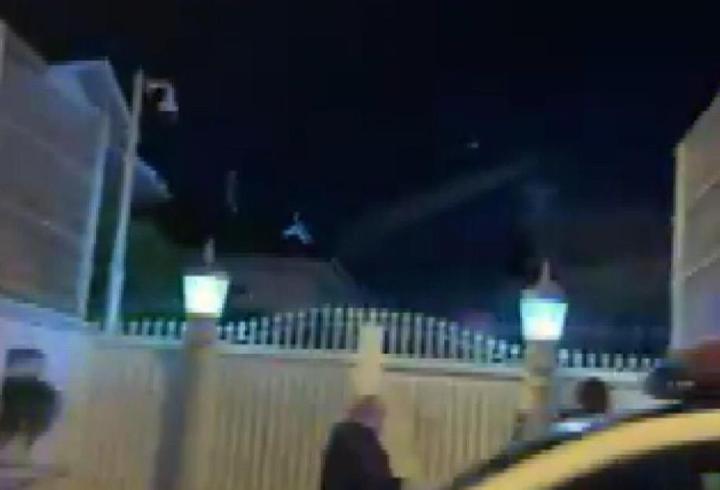 İstanbul Boğazı'nda gemi karaya oturdu - 1