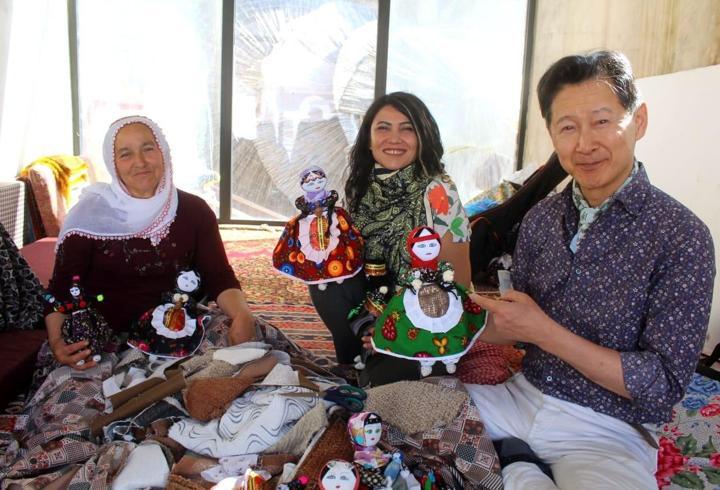 Japon sanatçı, 12 bin 500 kilometreden bez bebek tutkusu için Kayseri’ye geldi