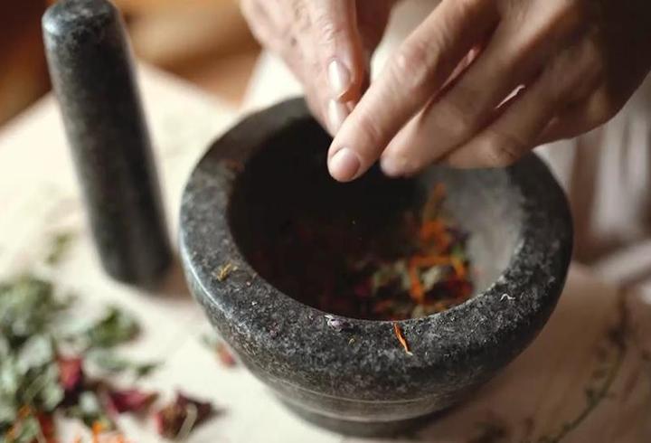 Geleneksel tıp hizmetinde düzenleme