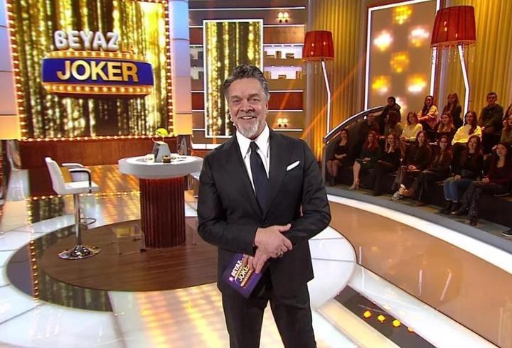 Kübra Ünlü yazdı! Efsaneden Kült’e; Beyazıt Öztürk, Kanal D’de Yeni Nesli Ekrana Kilitliyor!