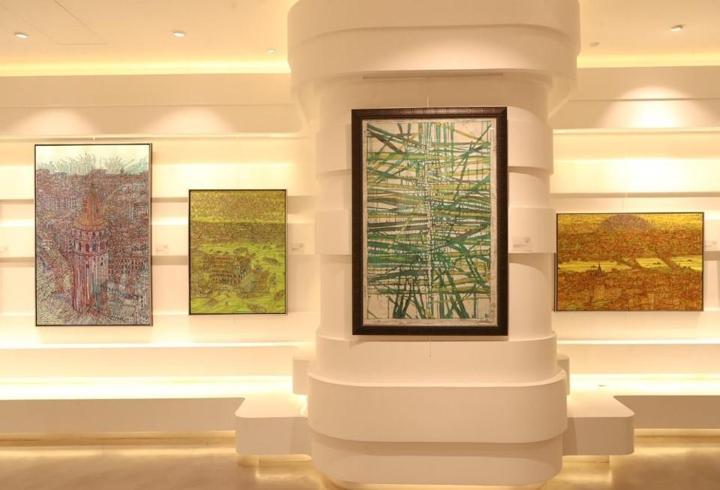 Devrim Erbil ve Akın Ekici’nin “Ters Yüz İmgeler-Sanata İyi Bakın!” Sergisi açıldı