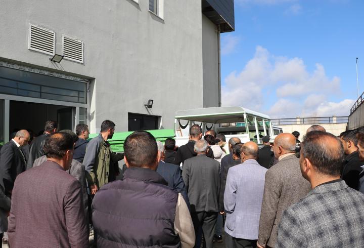 Köpek saldırısında ölen 5 yaşındaki Hamza toprağa verildi