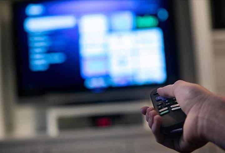 Hande Fırat yazdı: Ana akım medyanın önemi! TV dizileri kolay hedef! Asıl tehlike sanal medya ve algoritma