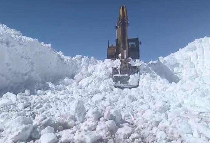 Mayıs öncesi "kar" mesaisi