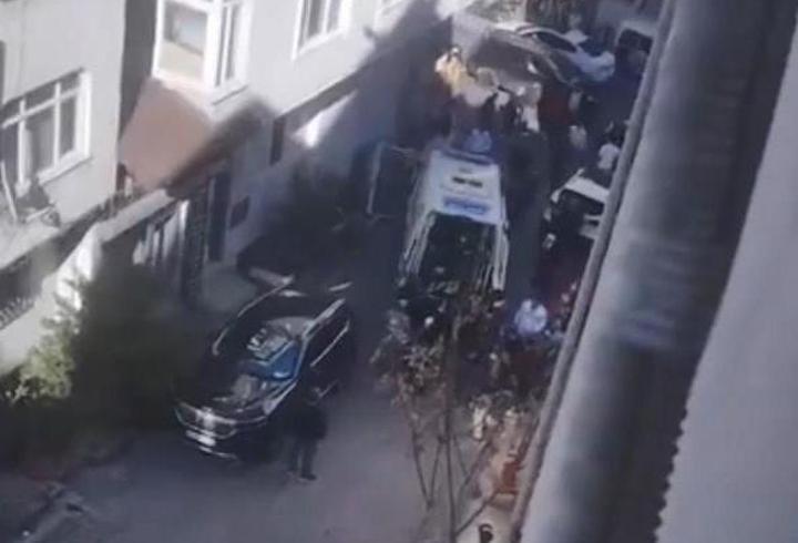 Kağıthane'de uyarı ateşi sırasında berber vuruldu; polis memuru hakkında ev hapsi kararı