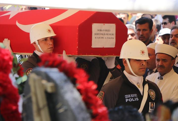 Kazada şehit olmuştu: Polis memuruna veda