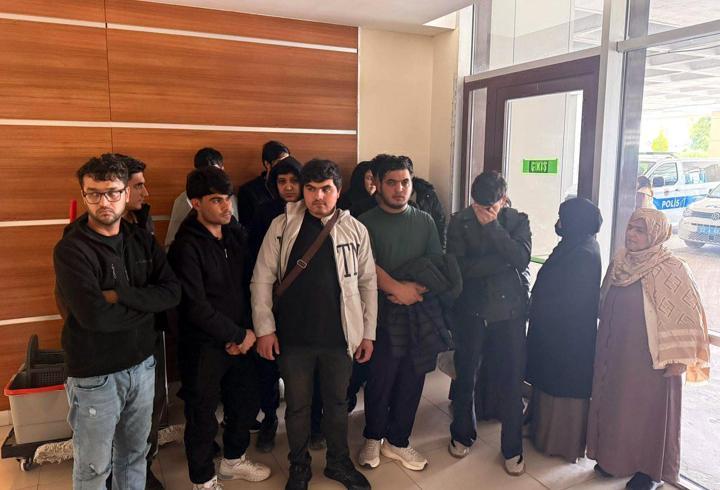 Edirne’de 16 kaçak göçmen yakalandı