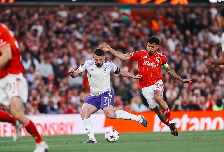 Nottingham Forest, Aston Villa’dan avantajı kaptı