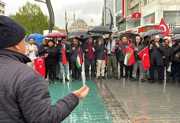 Sumud Filosu’na yapılan saldırı protesto edildi