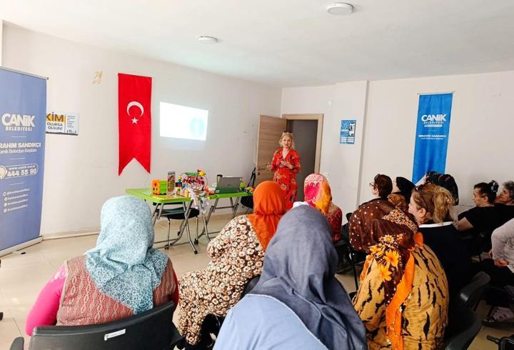 Canik Belediyesi'nden kadınlara özel seminer