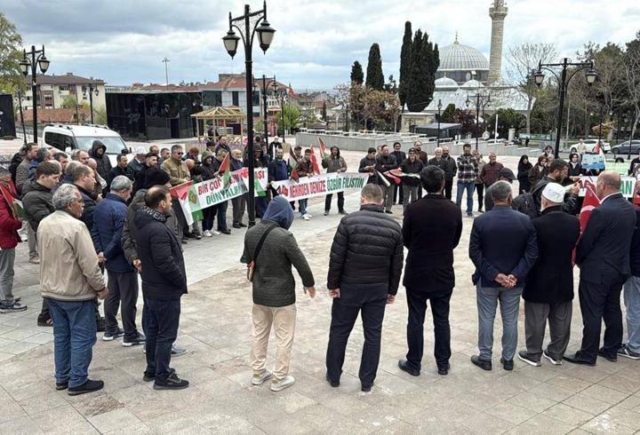 Tekirdağ'da Sumud Filosu'na saldırıya tepki
