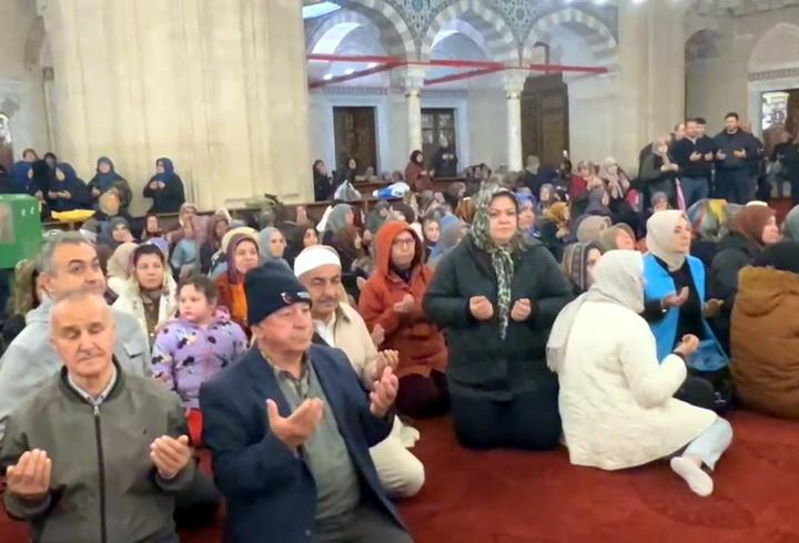 Edirne’de hacı adayları kutsal görev için dualarla yolcu edildi