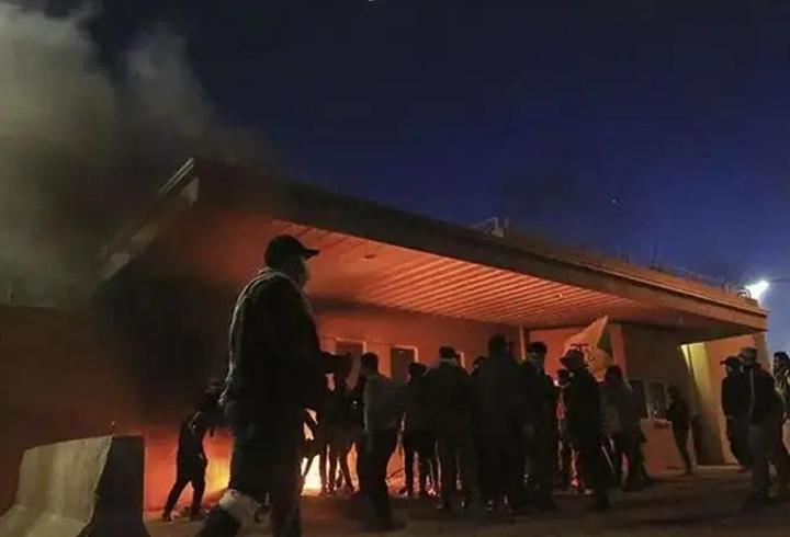 Patlamamış ABD - İsrail mühimmatı infilak etti: 14 İran askeri can verdi