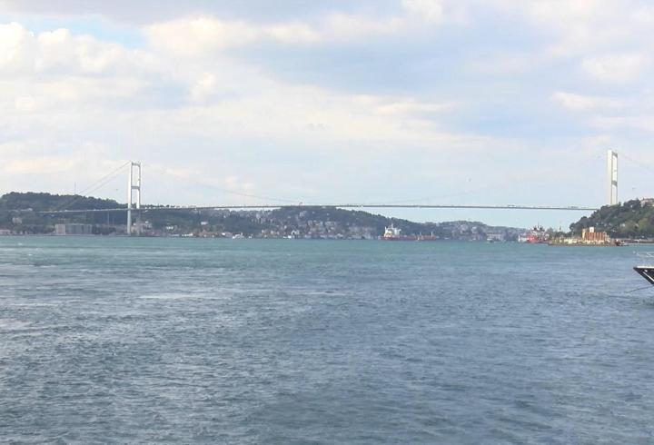 İstanbul Boğazı transit gemi geçişlerine kapatıldı